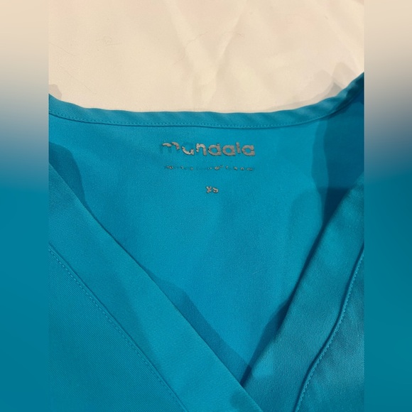 Mandala Scrubs and Scrub Jacket- XS Pacific Blue - Picture 3 of 6